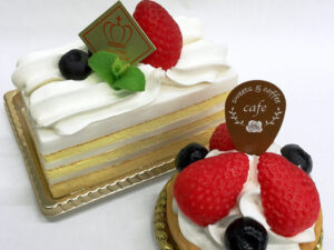 ケーキピックとポジティブリスト制度を解説！食品衛生法に基づく安全性と製造者の対応